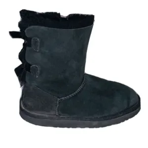 Ugg Bailey Bow black boots size 2