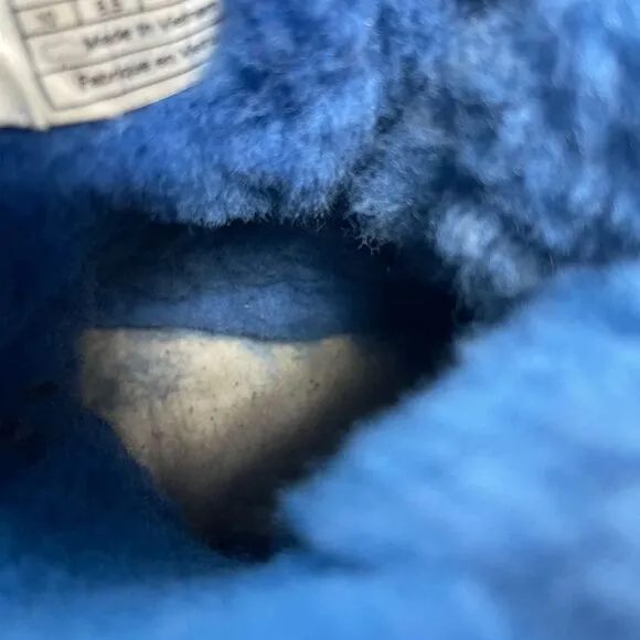 UGG women’s Royal Blue Sheepskin slip on Boots bow accent fur lining SZ10