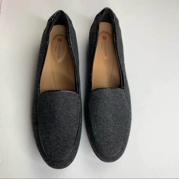 UnBlush Ease by Clark’s Gray Wool Blend Loafers Black Patent Thin Trim Size 8