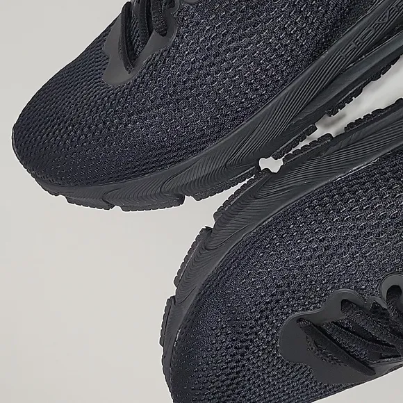 Under Armour Hovr Sonic 4 Sneaker