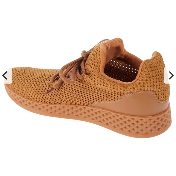 Urban Sport by J/Slides Tommie Stretch Nylon Sneaker 8 Camel Color NWOB NEW