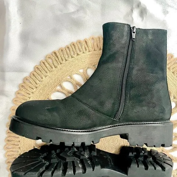 Vagabond Black Lug Leather Upper Fur Lined Boots in Size 7 4857-250-20