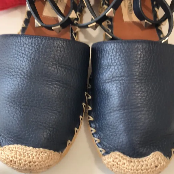 VALENTINO  GARAVANI Navy Blue Leather Rockstud Ankle Strap Espadrilles SZ 35