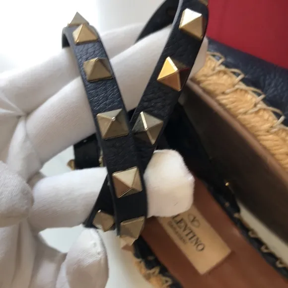 VALENTINO  GARAVANI Navy Blue Leather Rockstud Ankle Strap Espadrilles SZ 35