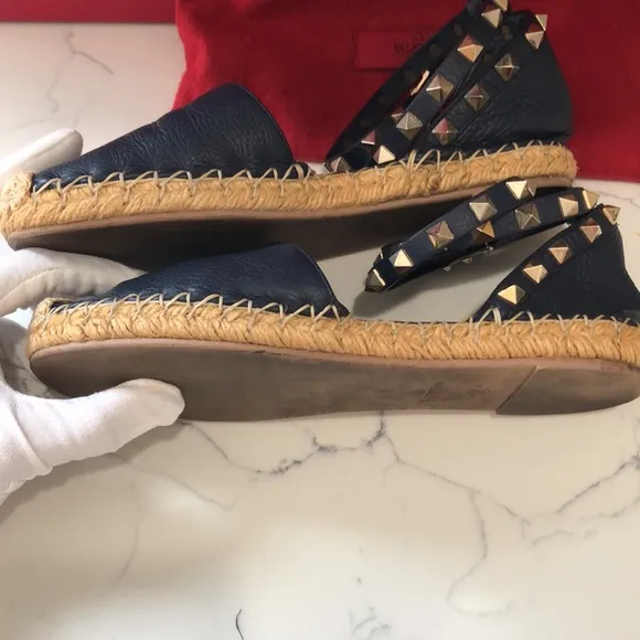 VALENTINO  GARAVANI Navy Blue Leather Rockstud Ankle Strap Espadrilles SZ 35