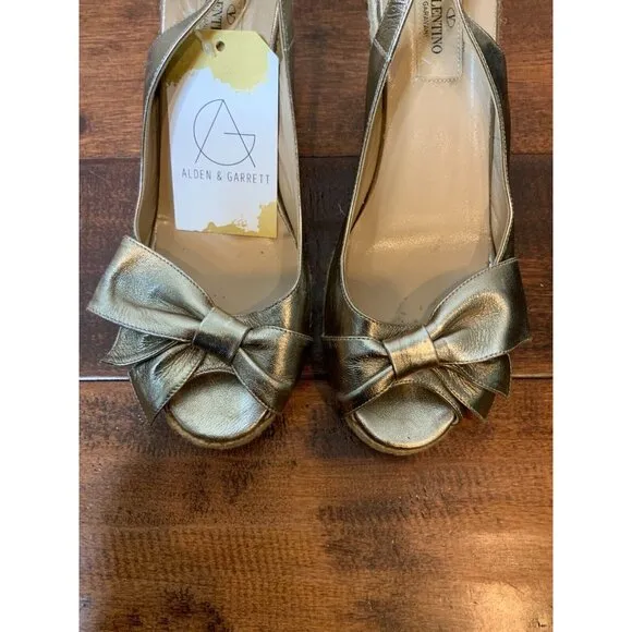Valentino Garavani Silver Leather Bow Espadrilles Wedge Heels, Size 9 | 39