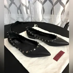 Valentino Noir Women’s Black Leather Gunmetal Rock Stud Pointed Toe Flats