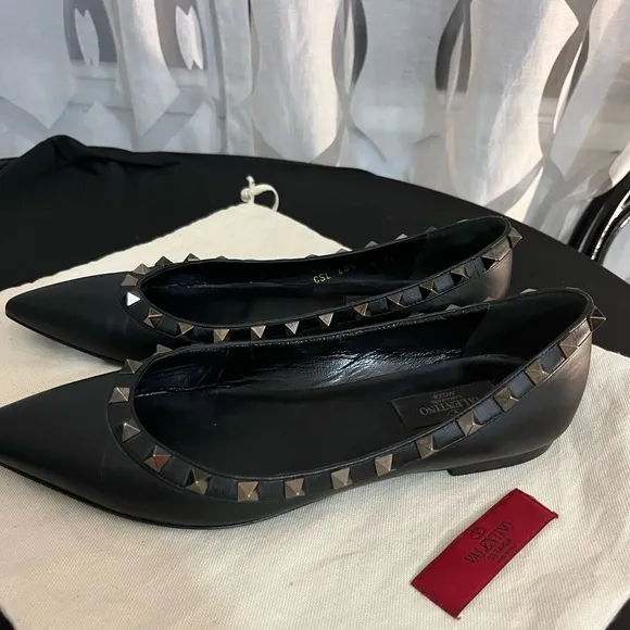 Valentino Noir Women’s Black Leather Gunmetal Rock Stud Pointed Toe Flats