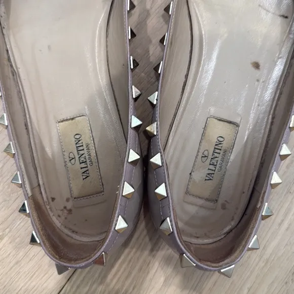 Valentino rockstud nude patent leather flats pointy toe ballerina