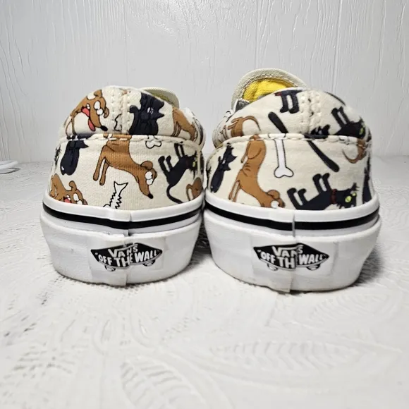Van X Simpsons  Print Slip-On Sneakers
