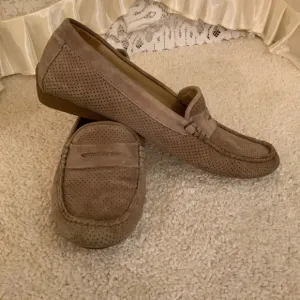 VANELI  WOMENS SUEDE PENNY LOAFERS