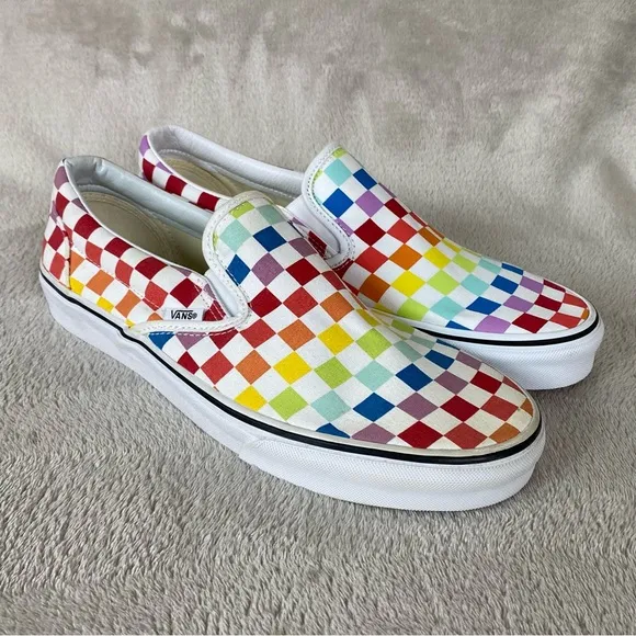 Vans Checkerboard Mens Slip On Sneaker Skate Shoes 10 White Red Canvas NEW