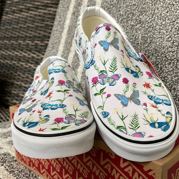 Vans Classic Slip-On Butterfly Floral Marshmallow MENS