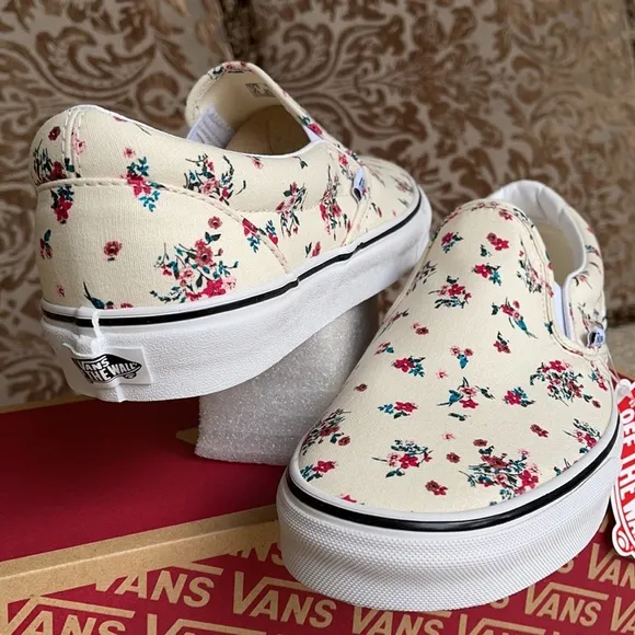 Vans Classic Slip On Ditsy Floral WMNS