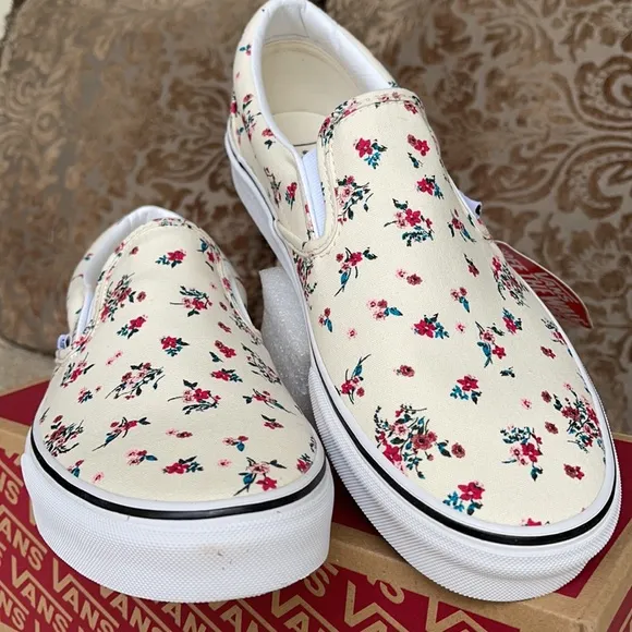 Vans Classic Slip On Ditsy Floral WMNS