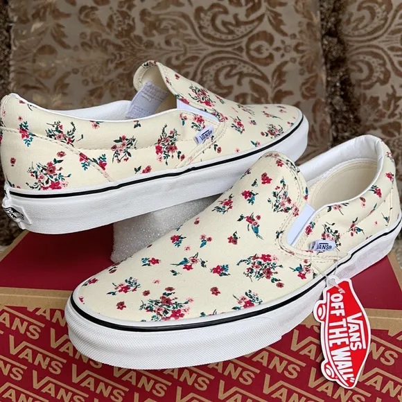 Vans Classic Slip On Ditsy Floral WMNS