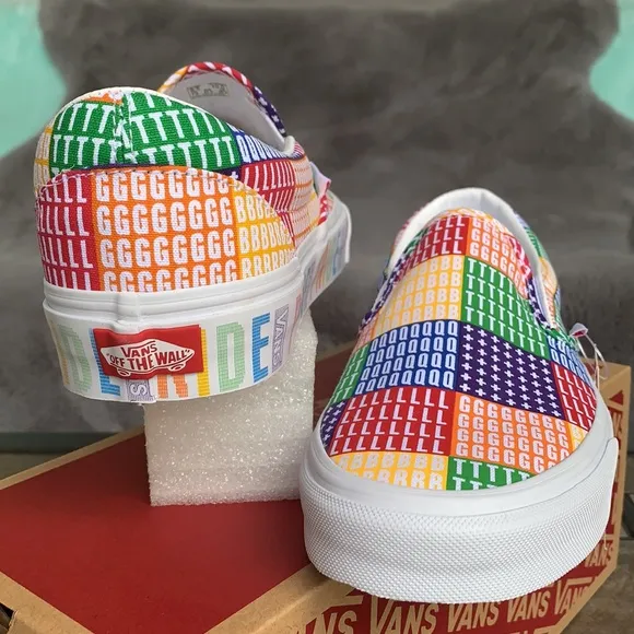 VANS CLASSIC SLIP ON PRIDE MULTI/TRUE WHITE MENS