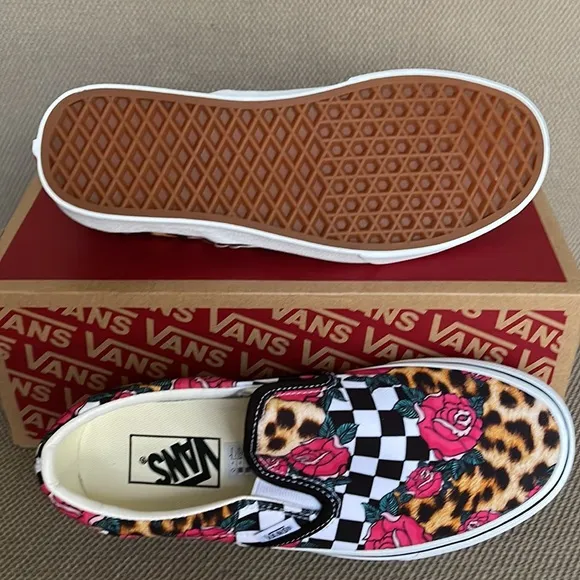 Vans Classic Slip-On Rose / Animal Check True White Multi WMNS