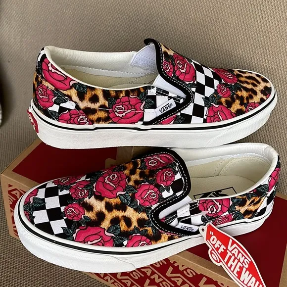 Vans Classic Slip-On Rose / Animal Check True White Multi WMNS