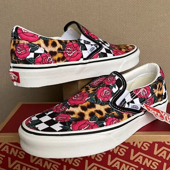 Vans Classic Slip-On Rose / Animal Check True White Multi WMNS