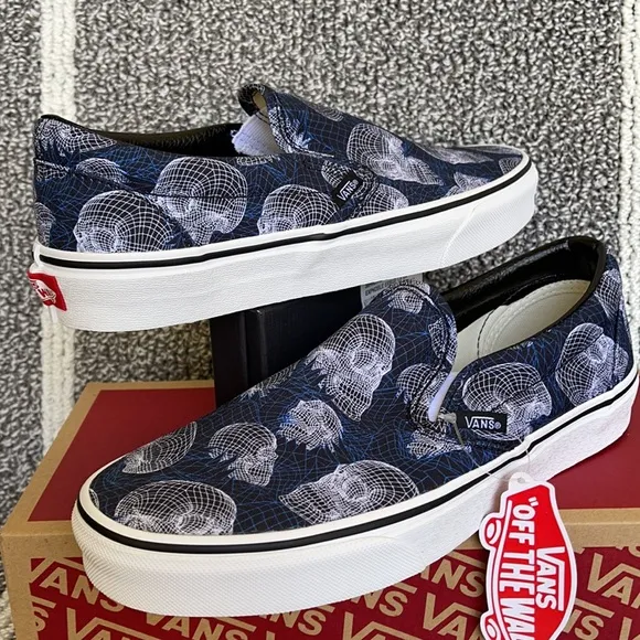 Vans Classic Slip-On Wireframe Skulls Black/True White WMNS