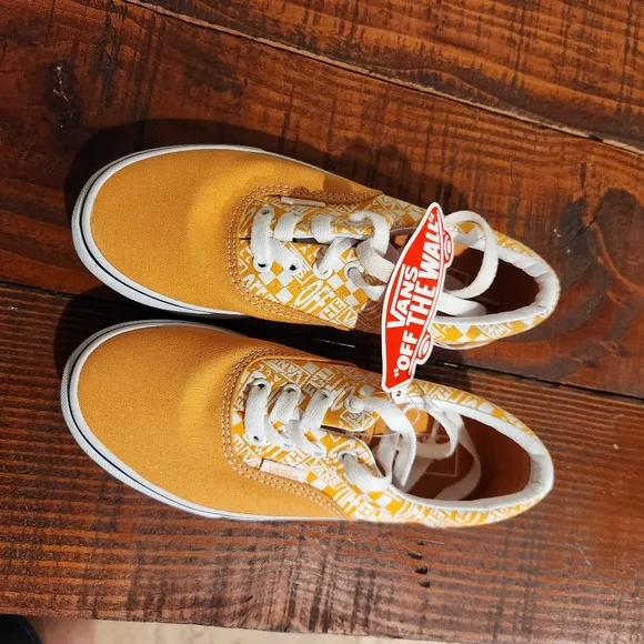 VANS Kids Golden Nugget Slip on Sneakers Skate Shoes NEW