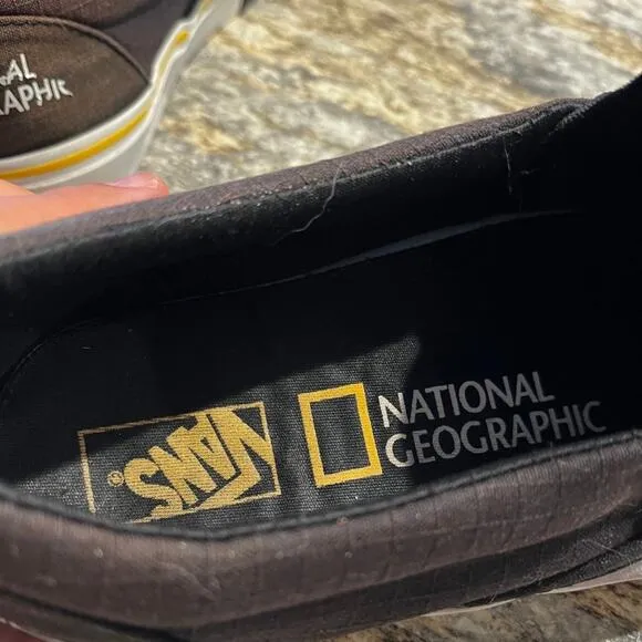 Vans Men's 11.5 National Geographic Slip-On Greenland Glacier Sneakers Casual