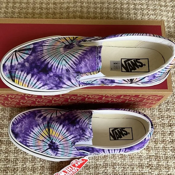 Vans Men’s Classic Slip-On New Age Purple Tie Dye Sneakers