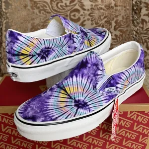 Vans Men’s Classic Slip-On New Age Purple Tie Dye Sneakers