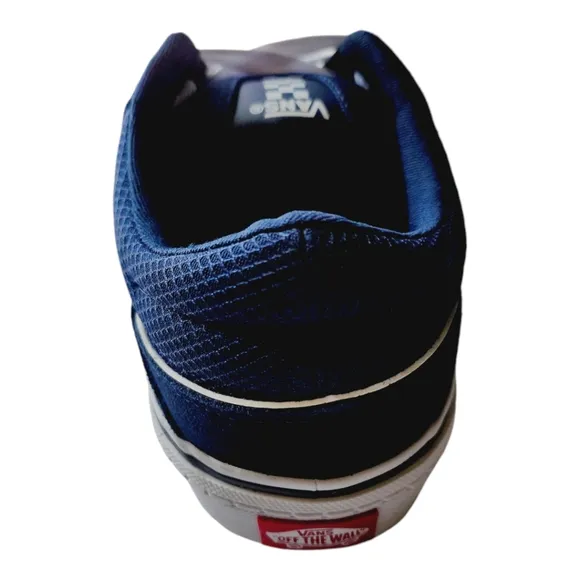 Vans Men's Colson Navy Blue Low-top Suede Sneakers Size 9.5