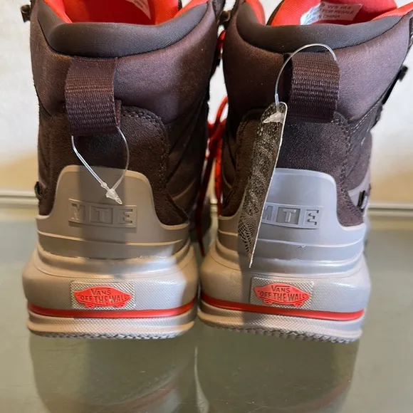 Vans MTE High-Top Boots with Red and Brown Accents
