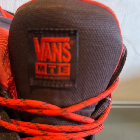 Vans MTE High-Top Boots with Red and Brown Accents