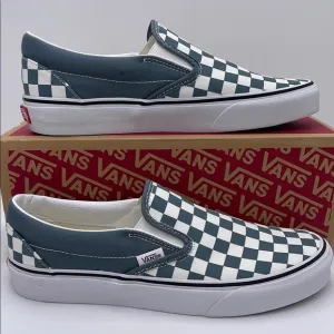 Vans WMNS Checkerboard Classic Slip-On SneakersColor Theory Checkerboard