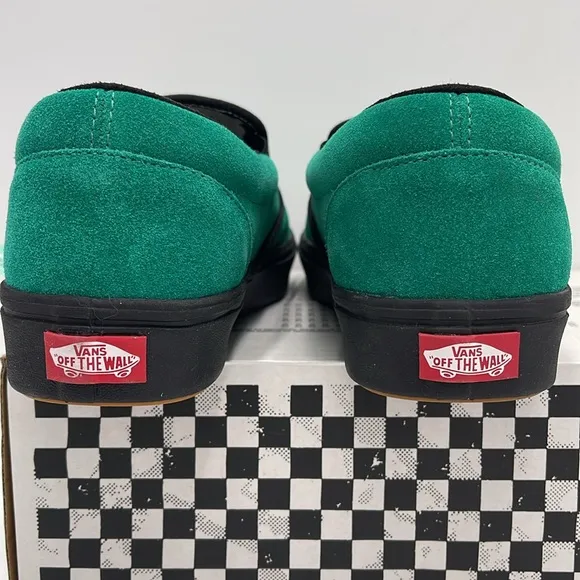 Vans WMNS Classic Slip-On Comficush Ultimate Green Sneakers