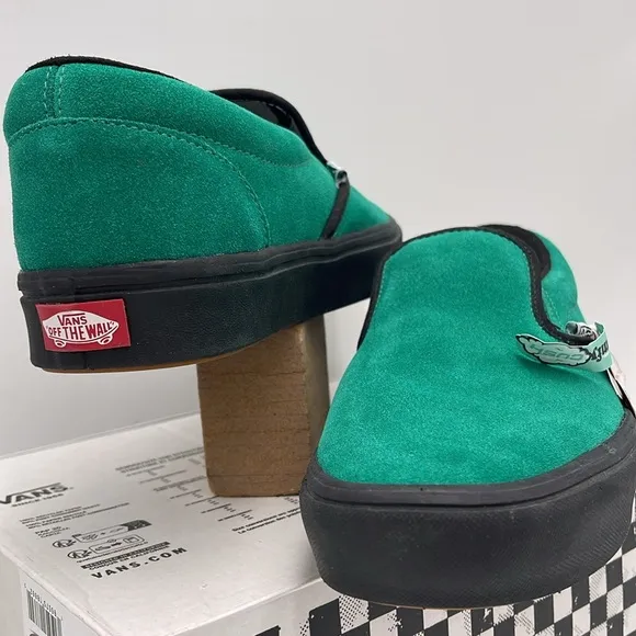 Vans WMNS Classic Slip-On Comficush Ultimate Green Sneakers