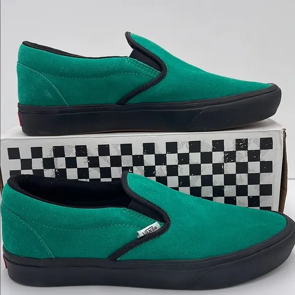 Vans WMNS Classic Slip-On Comficush Ultimate Green Sneakers