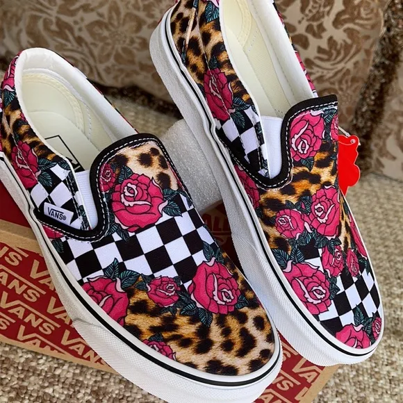 Vans WMNS Classic Slip On Rose/Animalchck Trwht/Multi Sneakers