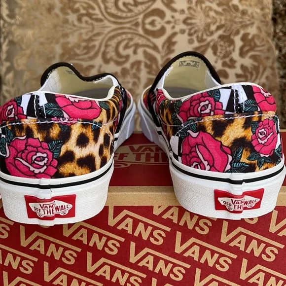 Vans WMNS Classic Slip On Rose/Animalchck Trwht/Multi Sneakers