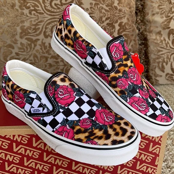 Vans WMNS Classic Slip On Rose/Animalchck Trwht/Multi Sneakers