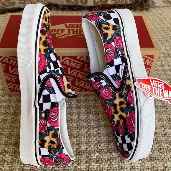 Vans WMNS Classic Slip On Rose/Animalchck Trwht/Multi Sneakers