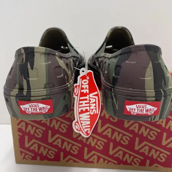 Vans WMNS Slip-On Trk CamoVN0A5HF8CMA Sneakers