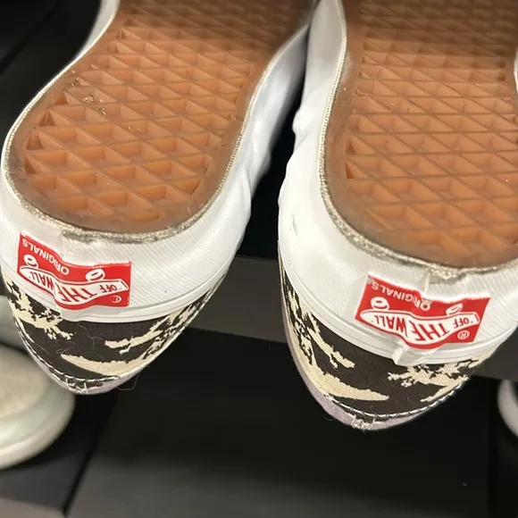 Vans x Kith size 7 slip on sneakers