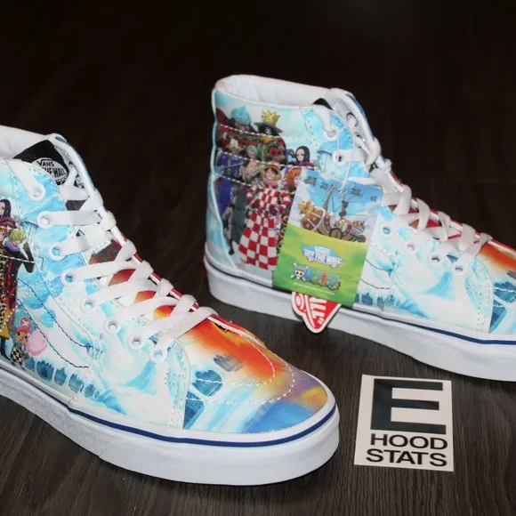 Vans X One Piece Sk8-Hi Womens Size 8 Sneakers