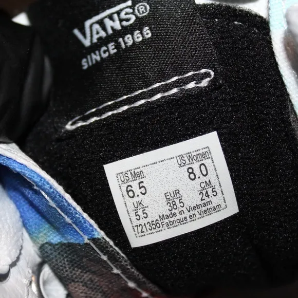 Vans X One Piece Sk8-Hi Womens Size 8 Sneakers