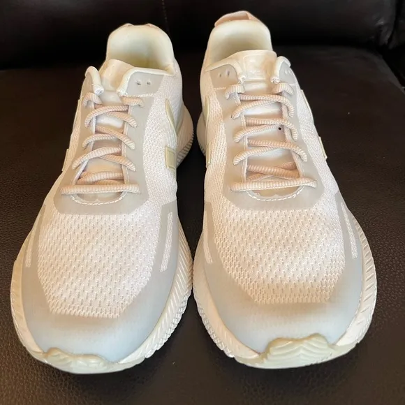 VEJA Impala Trainers Sneakers