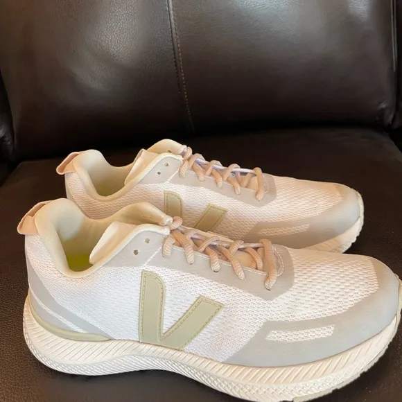 VEJA Impala Trainers Sneakers