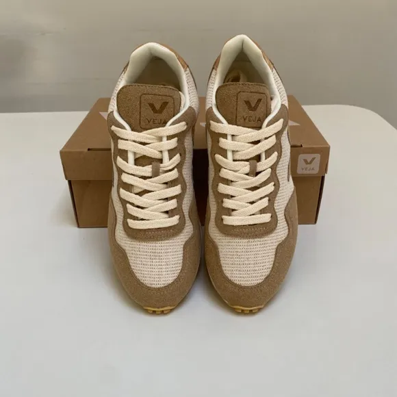Veja SDU Rec J-Mesh Sneaker in Natural/Platine sz 38EU/7US New in Box