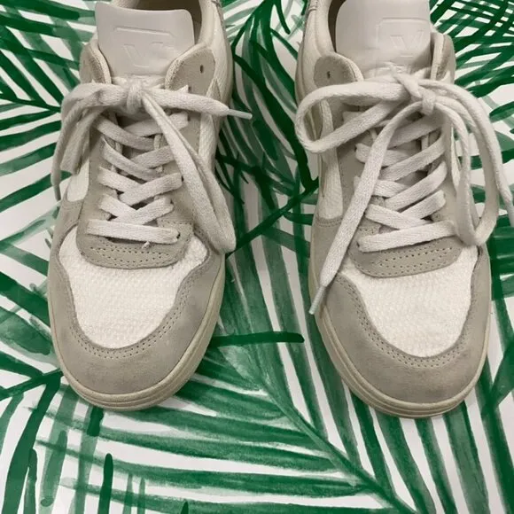 VEJA V-10 B-Mesh Sneakers in White Natural Pierre Women's Size 6