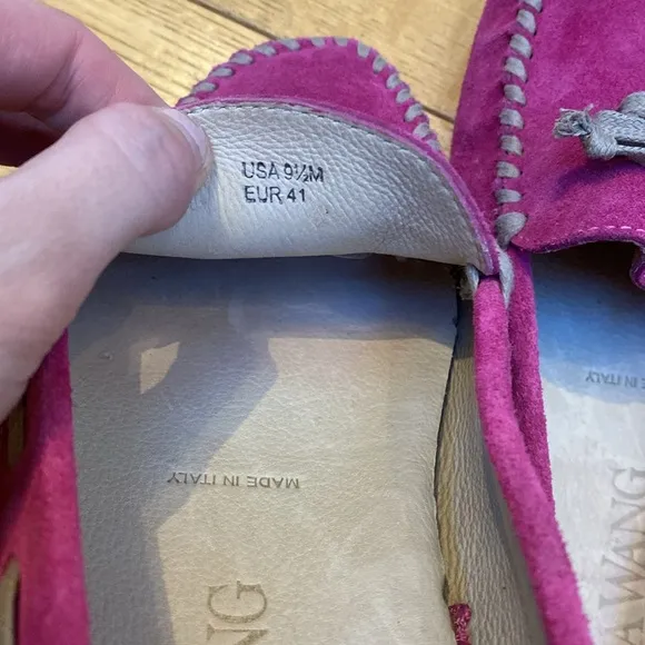 Vera Wang suede Fushia Pink Loafers