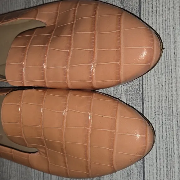 Veronica Beard Women's Griffin Loafers Peony Size 5